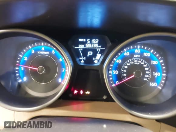 ✅ 2011 Hyundai Elantra GLS • VIN: KMHDH4AE2BU125343 • Lot: 43586002. Listed on IAAI with 189,335 mi. Free auction sales archive from the USA and detailed vehicle history report at DreamBid. Image 7.