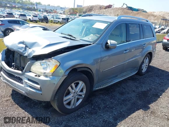 ✅ 2010 Mercedes-Benz GL 450 • VIN: 4JGBF7BE5AA577364 • Lot: 43154008. Wystawiony na IAAI z przebiegiem Nie podano. Bezpłatny archiwum sprzedaży aukcyjnych z USA i szczegółowy raport historii pojazdu na DreamBid. Zdjęcie 2.