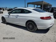 ✅ 2019 Mercedes-Benz C 300 • VIN: WDDWJ8DB0KF849018 • Lot: 49503425. Wystawiony na Copart z przebiegiem 67 672 mil. Bezpłatny archiwum sprzedaży aukcyjnych z USA i szczegółowy raport historii pojazdu na DreamBid. Zdjęcie 2.