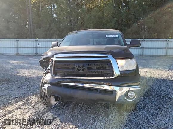 ✅ 2012 Toyota Tundra • VIN: 5TFRY5F1XCX124012 • Lot: 82717595. Listed on Copart with 86,832 mi. Free auction sales archive from the USA and detailed vehicle history report at DreamBid. Image 13.