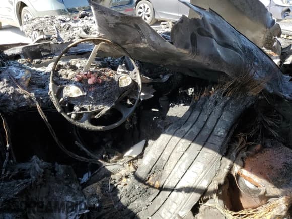 ✅ 2016 Chevrolet Impala LTZ • VIN: 2G1145S30G9141155 • Лот: 51001374. Опубликован ранее на Copart с пробегом Не указан. Бесплатный доступ к архиву аукционных продаж из США и подробный отчёт об истории автомобиля на DreamBid. Изображение 8.