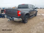 ✅ 2016 Toyota Tundra SR5 • VIN: 5TFDW5F10GX563161 • Lot: 43383511. Wystawiony na IAAI z przebiegiem 159 551 mil. Bezpłatny archiwum sprzedaży aukcyjnych z USA i szczegółowy raport historii pojazdu na DreamBid. Zdjęcie 4.