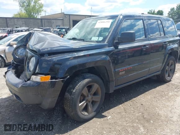 ✅ 2016 Jeep Patriot Sport • VIN: 1C4NJRBB3GD784182 • Lot: 42886258. Wystawiony na IAAI z przebiegiem 126 883 mil. Bezpłatny archiwum sprzedaży aukcyjnych z USA i szczegółowy raport historii pojazdu na DreamBid. Zdjęcie 2.