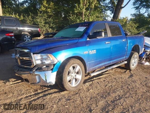 ✅ 2018 Ram 1500 Big Horn • VIN: 3C6RR7LTXJG143442 • Lot: 43064166. Wystawiony na IAAI z przebiegiem 98 045 mil. Bezpłatny archiwum sprzedaży aukcyjnych z USA i szczegółowy raport historii pojazdu na DreamBid. Zdjęcie 18.