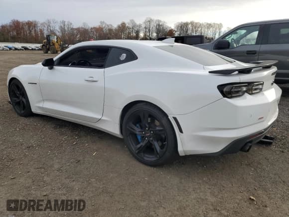 ✅ 2019 Chevrolet Camaro 2SS • VIN: 1G1FH1R71K0150817 • Лот: 92270065. Опубликован ранее на Copart с пробегом 51 285 миль. Бесплатный доступ к архиву аукционных продаж из США и подробный отчёт об истории автомобиля на DreamBid. Изображение 2.