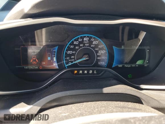 ✅ 2017 Ford C-Max SE • VIN: 1FADP5EU9HL108090 • Lot: 82591575. Wystawiony na Copart z przebiegiem 147 774 mil. Bezpłatny archiwum sprzedaży aukcyjnych z USA i szczegółowy raport historii pojazdu na DreamBid. Zdjęcie 9.