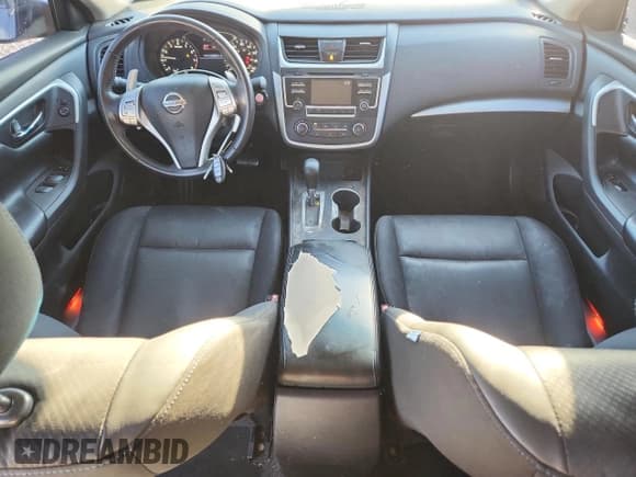 ✅ 2016 Nissan Altima SR • VIN: 1N4AL3AP2GC240805 • Lot: 85389575. Wystawiony na Copart z przebiegiem 186 494 mil. Bezpłatny archiwum sprzedaży aukcyjnych z USA i szczegółowy raport historii pojazdu na DreamBid. Zdjęcie 8.