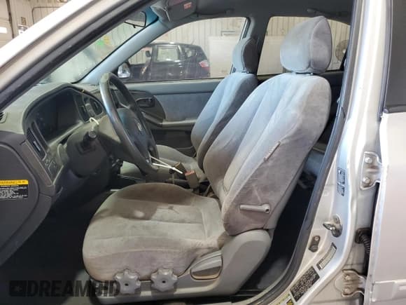 ✅ 2005 Hyundai Elantra GLS • VIN: KMHDN46D15U040247 • Lot: 62173695. Wystawiony na Copart z przebiegiem 91 414 mil. Bezpłatny archiwum sprzedaży aukcyjnych z USA i szczegółowy raport historii pojazdu na DreamBid. Zdjęcie 7.