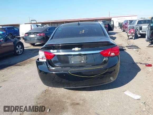 ✅ 2014 Chevrolet Impala LT • VIN: 1G1115SL5EU165976 • Lot: 43373848. Listed on IAAI with 120,897 mi. Free auction sales archive from the USA and detailed vehicle history report at DreamBid. Image 16.