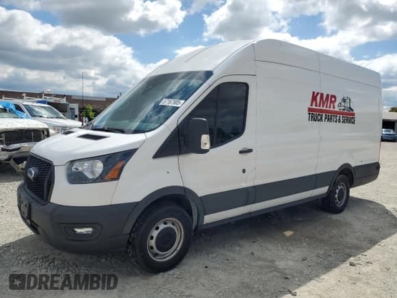 ✅ 2023 Ford Transit Cargo • VIN: 1FTBR3X87PKA90032 • Lot: 57167905. Listed on Copart with 30,734 mi. Free auction sales archive from the USA and detailed vehicle history report at DreamBid. Image 1.