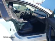 ✅ 2020 Tesla Model 3 Standard Range Plus • VIN: 5YJ3E1EA0LF476809 • Лот: 43784856. Опубликован ранее на IAAI с пробегом 64 366 миль. Бесплатный доступ к архиву аукционных продаж из США и подробный отчёт об истории автомобиля на DreamBid. Изображение 5.