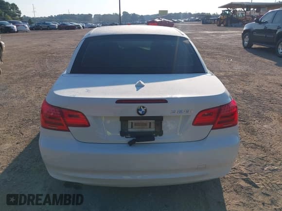 ✅ 2013 BMW 3 Series 328i • VIN: WBADW3C52DJ527740 • Лот: 43174096. Опубликован ранее на IAAI с пробегом 116 715 миль. Бесплатный доступ к архиву аукционных продаж из США и подробный отчёт об истории автомобиля на DreamBid. Изображение 16.