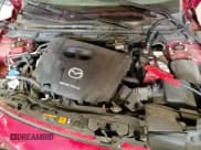 ✅ 2019 Mazda 3 Premium • VIN: JM1BPANM2K1135337 • Lot: 67985375. Wystawiony na Copart z przebiegiem 68 161 mil. Bezpłatny archiwum sprzedaży aukcyjnych z USA i szczegółowy raport historii pojazdu na DreamBid. Zdjęcie 15.