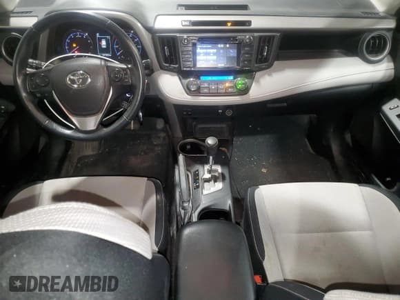 ✅ 2016 Toyota RAV4 XLE • VIN: 2T3RFREV4GW499938 • Lot: 92727755. Listed on Copart with 107,369 mi. Free auction sales archive from the USA and detailed vehicle history report at DreamBid. Image 8.