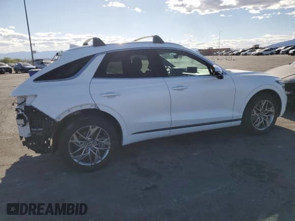 ✅ 2023 Genesis GV70 2.5T • VIN: KMUMADTB5PU121433 • Lot: 54275035. Wystawiony na Copart z przebiegiem 15 038 mil. Bezpłatny archiwum sprzedaży aukcyjnych z USA i szczegółowy raport historii pojazdu na DreamBid. Zdjęcie 3.