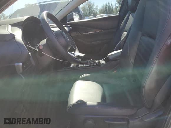 ✅ 2025 Mazda CX-30 S Select Sport • VIN: 3MVDMBBM8SM774013 • Lot: 84053645. Listed on Copart with 14,863 mi. Free auction sales archive from the USA and detailed vehicle history report at DreamBid. Image 7.