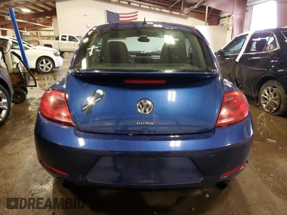 ✅ 2013 Volkswagen Beetle Turbo • VIN: 3VWV67AT7DM617210 • Lot: 85787734. Listed on Copart with 140,852 mi. Free auction sales archive from the USA and detailed vehicle history report at DreamBid. Image 6.