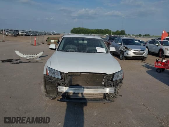 ✅ 2017 Audi Q5 Premium • VIN: WA1C2AFP4HA089833 • Lot: 43001177. Listed on IAAI with 85,566 mi. Free auction sales archive from the USA and detailed vehicle history report at DreamBid. Image 6.