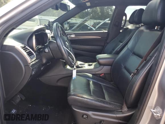 ✅ 2017 Jeep Grand Cherokee Limited • VIN: 1C4RJFBG5HC879538 • Lot: 85558225. Listed on Copart with 101,421 mi. Free auction sales archive from the USA and detailed vehicle history report at DreamBid. Image 7.