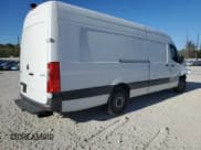 ✅ 2019 Mercedes-Benz Sprinter • VIN: WD3PF1CD2KP139648 • Lot: 71489624. Wystawiony na Copart z przebiegiem 821 mil. Bezpłatny archiwum sprzedaży aukcyjnych z USA i szczegółowy raport historii pojazdu na DreamBid. Zdjęcie 3.