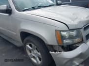 ✅ 2007 Chevrolet Suburban LTZ • VIN: 1GNFC16047R237148 • Lot: 42992308. Listed on IAAI with 248,336 mi. Free auction sales archive from the USA and detailed vehicle history report at DreamBid. Image 13.