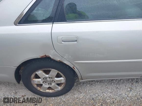✅ 2002 Toyota Avalon XL • VIN: 4T1BF28B32U196872 • Лот: 43568460. Опубликован ранее на IAAI с пробегом 179 139 миль. Бесплатный доступ к архиву аукционных продаж из США и подробный отчёт об истории автомобиля на DreamBid. Изображение 14.