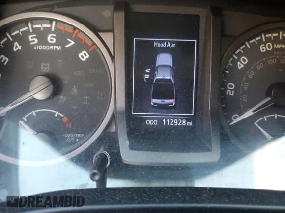 ✅ 2020 Toyota Tacoma SR5 • VIN: 5TFCZ5AN5LX213743 • Lot: 92611975. Listed on Copart with 112,928 mi. Free auction sales archive from the USA and detailed vehicle history report at DreamBid. Image 9.