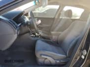 ✅ 2004 Honda Accord LX • VIN: 1HGCM56364A031349 • Lot: 91486935. Wystawiony na Copart z przebiegiem 247 254 mil. Bezpłatny archiwum sprzedaży aukcyjnych z USA i szczegółowy raport historii pojazdu na DreamBid. Zdjęcie 7.