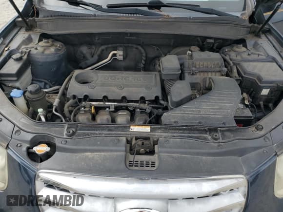 ✅ 2012 Hyundai Santa Fe GLS • VIN: 5XYZG3AB4CG108835 • Lot: 79826884. Listed on Copart with 248,564 mi. Free auction sales archive from the USA and detailed vehicle history report at DreamBid. Image 12.