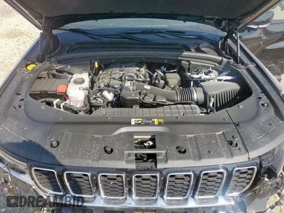 ✅ 2025 Jeep Grand Cherokee Limited • VIN: 1C4RJGBG1SC289186 • Лот: 80185855. Опубликован ранее на Copart с пробегом 1 746 миль. Бесплатный доступ к архиву аукционных продаж из США и подробный отчёт об истории автомобиля на DreamBid. Изображение 12.