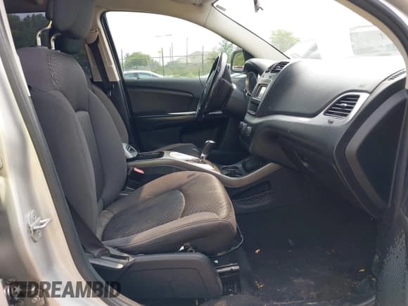 ✅ 2013 Dodge Journey SE • VIN: 3C4PDCABXDT561562 • Lot: 42416783. Listed on IAAI with 159,778 mi. Free auction sales archive from the USA and detailed vehicle history report at DreamBid. Image 5.