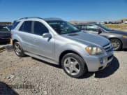 ✅ 2008 Mercedes-Benz M 550 • VIN: 4JGBB72EX8A414392 • Лот: 81728965. Опубликован ранее на Copart с пробегом 165 077 миль. Бесплатный доступ к архиву аукционных продаж из США и подробный отчёт об истории автомобиля на DreamBid. Изображение 4.