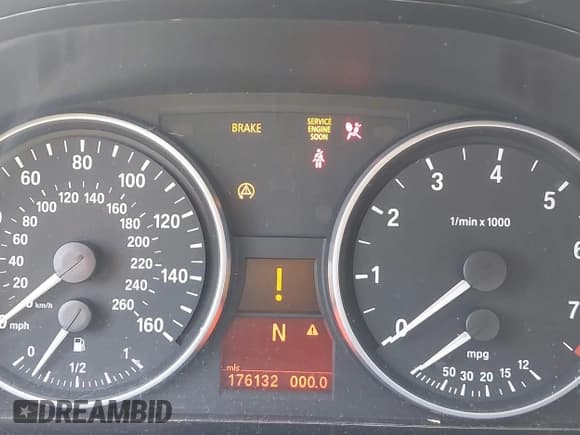 ✅ 2007 BMW 3 Series 328i • VIN: WBAVS13577FX16167 • Lot: 43361289. Listed on IAAI with 176,132 mi. Free auction sales archive from the USA and detailed vehicle history report at DreamBid. Image 7.