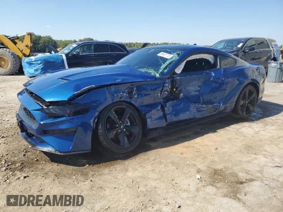✅ 2022 Ford Mustang EcoBoost • VIN: 1FA6P8TH6N5126028 • Lot: 86487775. Wystawiony na Copart z przebiegiem 45 860 mil. Bezpłatny archiwum sprzedaży aukcyjnych z USA i szczegółowy raport historii pojazdu na DreamBid. Zdjęcie 1.