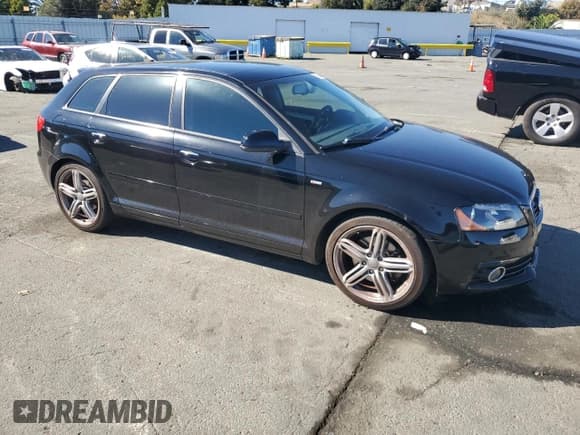 ✅ 2011 Audi A3 Premium Plus • VIN: WAUKEAFM0BA064303 • Лот: 86339435. Опубликован ранее на Copart с пробегом 152 273 миль. Бесплатный доступ к архиву аукционных продаж из США и подробный отчёт об истории автомобиля на DreamBid. Изображение 4.