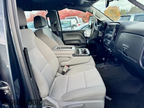 ✅ 2017 Chevrolet Silverado 2500HD Work Truck • VIN: 1GC2KUEY9HZ334849 • Лот: 79345004. Опубликован ранее на Copart с пробегом 73 211 миль. Бесплатный доступ к архиву аукционных продаж из США и подробный отчёт об истории автомобиля на DreamBid. Изображение 5.