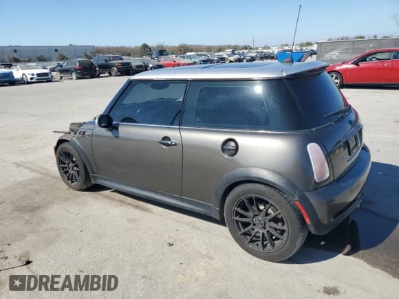 ✅ 2006 MINI Hardtop S • VIN: WMWRE33596TJ33149 • Lot: 43462805. Listed on Copart with Not provided. Free auction sales archive from the USA and detailed vehicle history report at DreamBid. Image 2.