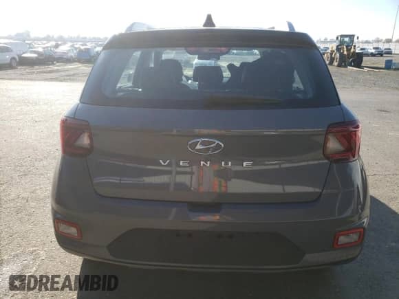 2022 Hyundai Venue Limited с VIN KMHRC8A3XNU200398, выставлен на аукционе Copart как лот 83606894 с пробегом 24 411 миль миль и Списание • Salvage title. История ставок и продаж доступна на DreamBid. Изображение 6.