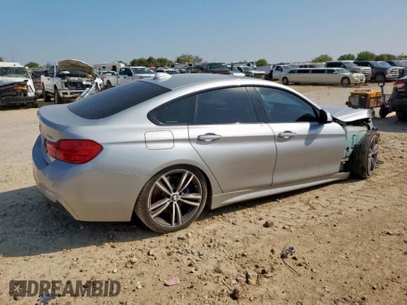 ✅ 2015 BMW 4 Series 435i • VIN: WBA4B1C56FG241213 • Лот: 71556545. Опубликован ранее на Copart с пробегом 128 176 миль. Бесплатный доступ к архиву аукционных продаж из США и подробный отчёт об истории автомобиля на DreamBid. Изображение 3.