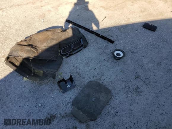 ✅ 2022 Dodge Durango GT Plus • VIN: 1C4RDHDG5NC214554 • Lot: 86429425. Wystawiony na Copart z przebiegiem 156 564 mil. Bezpłatny archiwum sprzedaży aukcyjnych z USA i szczegółowy raport historii pojazdu na DreamBid. Zdjęcie 13.