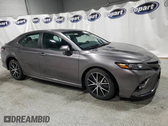 2023 Toyota Camry SE с VIN 4T1G11AK6PU770235, выставлен на аукционе Copart как лот 71582115 с пробегом 41 352 миль миль и Чистый • Clean title. История ставок и продаж доступна на DreamBid. Изображение 4.