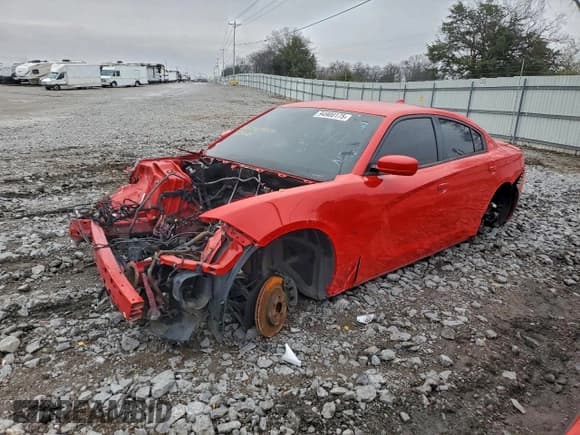✅ 2016 Dodge Charger R/T • VIN: 2C3CDXCT7GH285628 • Lot: 94900175. Wystawiony na Copart z przebiegiem Nie podano. Bezpłatny archiwum sprzedaży aukcyjnych z USA i szczegółowy raport historii pojazdu na DreamBid. Zdjęcie 1.