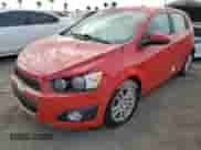 ✅ 2016 Chevrolet Sonic LT • VIN: 1G1JC6SH0G4157752 • Lot: 76615044. Wystawiony na Copart z przebiegiem Nie podano mil. Skorzystaj z bezpłatnego archiwum sprzedaży aukcyjnych z USA i zobacz szczegółowy raport historii pojazdu na DreamBid. Zdjęcie 1.