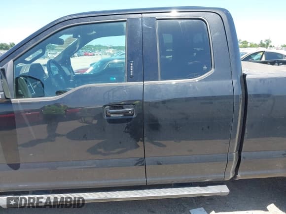 ✅ 2015 Ford F-150 XLT • VIN: 1FTFX1EF1FFC06037 • Lot: 42525664. Listed on IAAI with 269,216 mi. Free auction sales archive from the USA and detailed vehicle history report at DreamBid. Image 14.