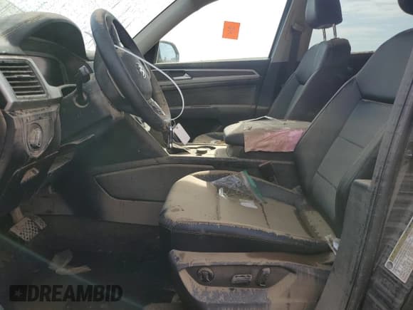 ✅ 2022 Volkswagen Atlas SE • VIN: 1V2KR2CA2NC523832 • Лот: 52728305. Опубликован ранее на Copart с пробегом 41 690 миль. Бесплатный доступ к архиву аукционных продаж из США и подробный отчёт об истории автомобиля на DreamBid. Изображение 7.