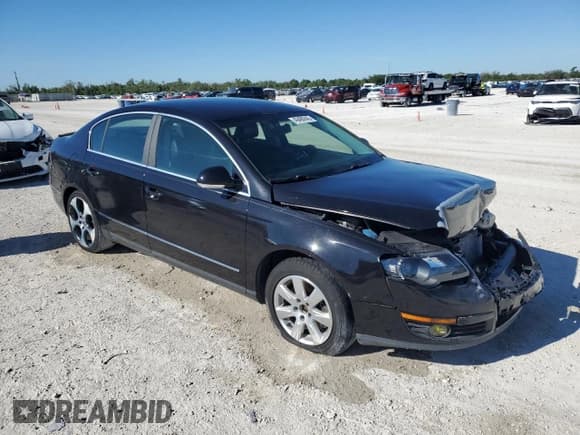 ✅ 2007 Volkswagen Passat • VIN: WVWGK73C57P028904 • Lot: 49480945. Listed on Copart with 202,829 mi. Free auction sales archive from the USA and detailed vehicle history report at DreamBid. Image 4.