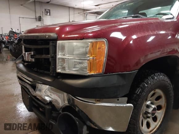 ✅ 2013 GMC Sierra 1500 Work Truck • VIN: 1GTN2TEX4DZ358257 • Лот: 43271263. Опубликован ранее на IAAI с пробегом 136 567 миль. Бесплатный доступ к архиву аукционных продаж из США и подробный отчёт об истории автомобиля на DreamBid. Изображение 17.