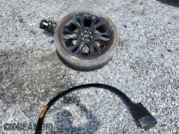 2021 Chevrolet Blazer RS с VIN 3GNKBERS5MS529079, выставлен на аукционе Copart как лот 61943485 с пробегом 60 924 миль миль и Списание • Salvage title. История ставок и продаж доступна на DreamBid. Изображение 13.