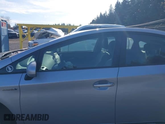 ✅ 2011 Toyota Prius IV • VIN: JTDKN3DU4B0302466 • Lot: 43662268. Listed on IAAI with 137,954 mi. Free auction sales archive from the USA and detailed vehicle history report at DreamBid. Image 15.