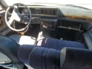 ✅ 1984 Oldsmobile Cutlass Supreme • VIN: 1G3AR69A7EM484256 • Lot: 49709405. Wystawiony na Copart z przebiegiem 437 399 mil. Bezpłatny archiwum sprzedaży aukcyjnych z USA i szczegółowy raport historii pojazdu na DreamBid. Zdjęcie 8.